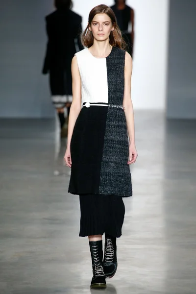 Look 9
